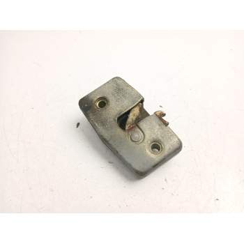 CERRADURA PUERTA TRASERA DERECHA 701843604A 