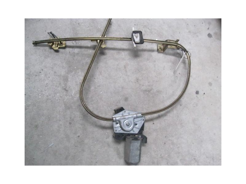 Recambio de elevalunas del-izdo : renault clio : 1.9 d ( f8q ) [1990] para renault clio 1.9 d ( f8q ) referencia OEM IAM ELECTRI