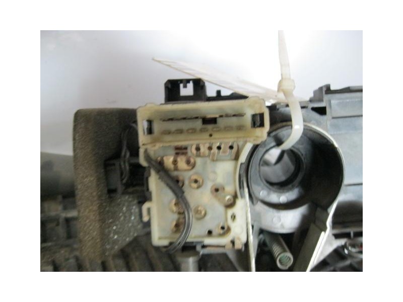 Recambio de mando luces y limpias : renault laguna : 2.0 g (f3r ) [1999] para renault laguna 2.0 g (f3r ) referencia OEM IAM SOL