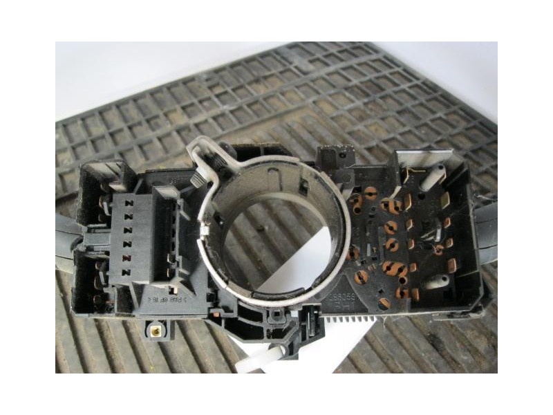 Recambio de mando luces y limpias : volkswagen golf : 1.6 g iv ( akl ) [1999] para volkswagen golf 1.6 g iv ( akl ) referencia O