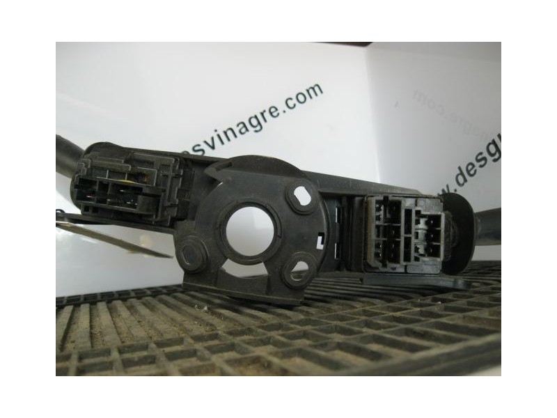 Recambio de mando luces y limpias : peugeot 605 : 1.9 sri [1991] para peugeot 605 1.9 sri referencia OEM IAM LOS-DOS  