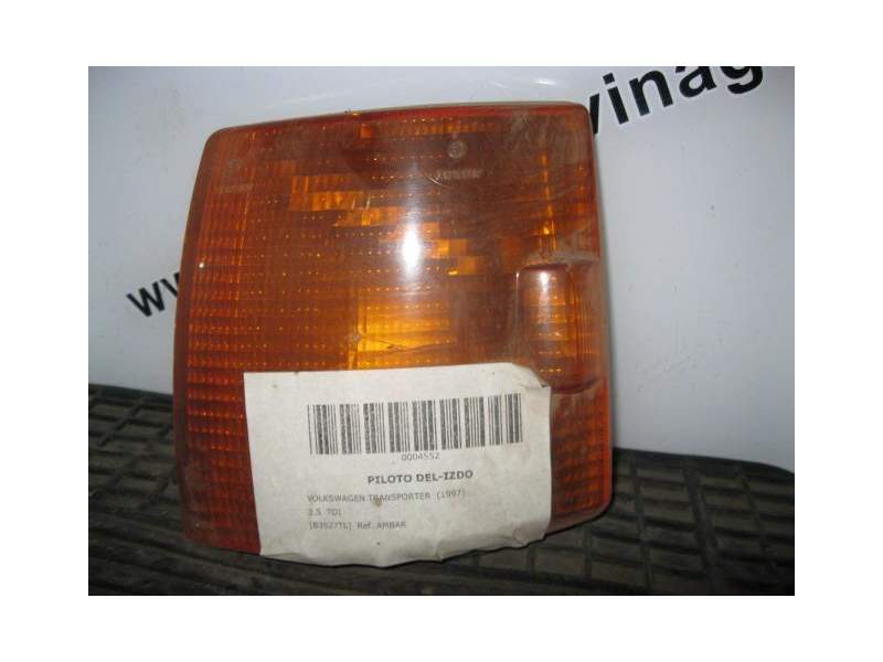 Recambio de piloto delantero izquierdo para volkswagen transporter 2.5 tdi referencia OEM IAM AMBAR  