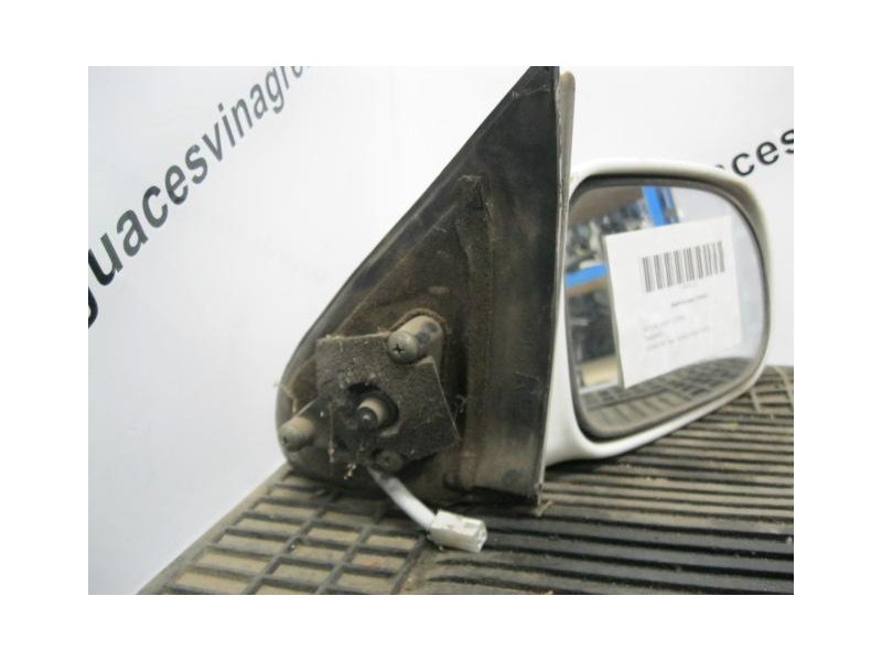 Recambio de retrovisor dcho. : suzuki swift : 1.3 g/g13b [1996] para suzuki swift 1.3 g/g13b referencia OEM IAM BLANCO-ELECTRICO