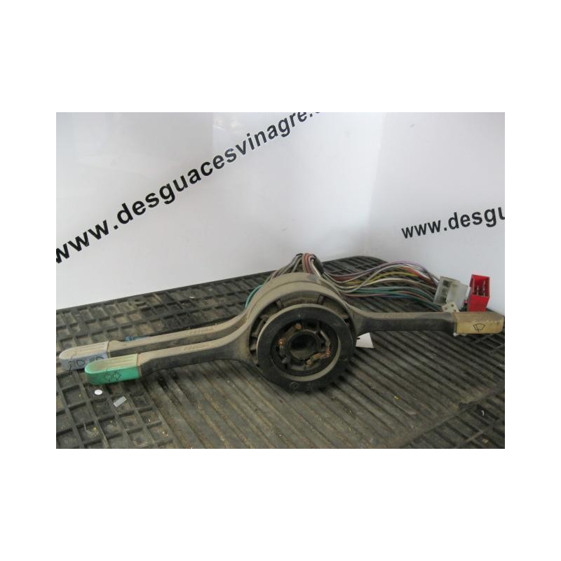 Recambio de mando luces y limpias : seat 127 : 0.1 g 0.1-g-(hb90) [1980] para seat 127 0.1 g 0.1-g-(hb90) referencia OEM IAM   