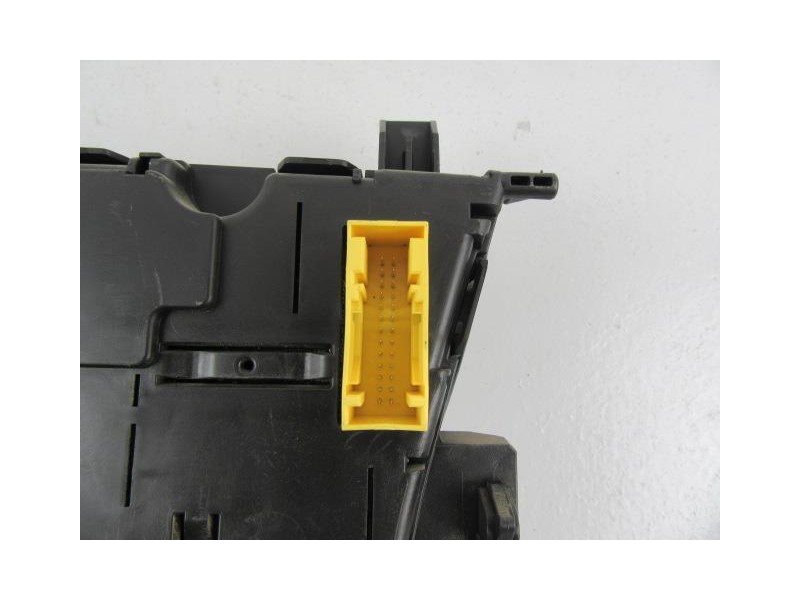 Recambio de cuadro instrumentos : citroen c 4 : 1.6 hdi picasso [2008] para citroen c 4 1.6 hdi picasso referencia OEM IAM 96637