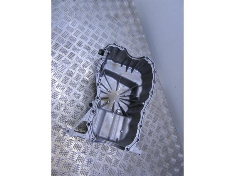 Recambio de carter aceite : renault megane : 1.4 g k4j c7 (95,2cv) -5p [2001] para renault megane 1.4 g k4j c7 -5p referencia OE