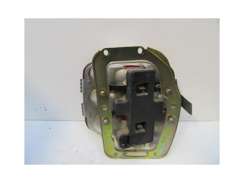 Recambio de piloto trasero izq. : fiat brava : 1.9 td (74,78cv) [1997] para fiat brava 1.9 td referencia OEM IAM   