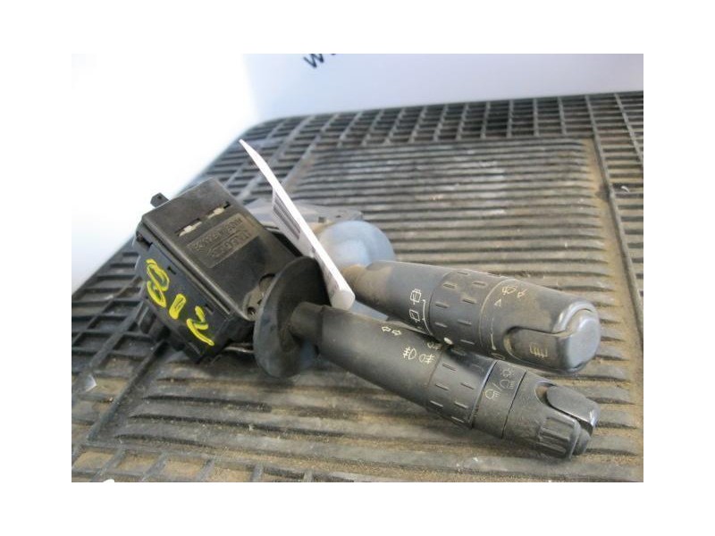 Recambio de mando luces y limpias : citroen xantia : 2.0hdi-rhy (89,76cv) 5p [1999] para citroen xantia 2.0hdi-rhy  5p referenci