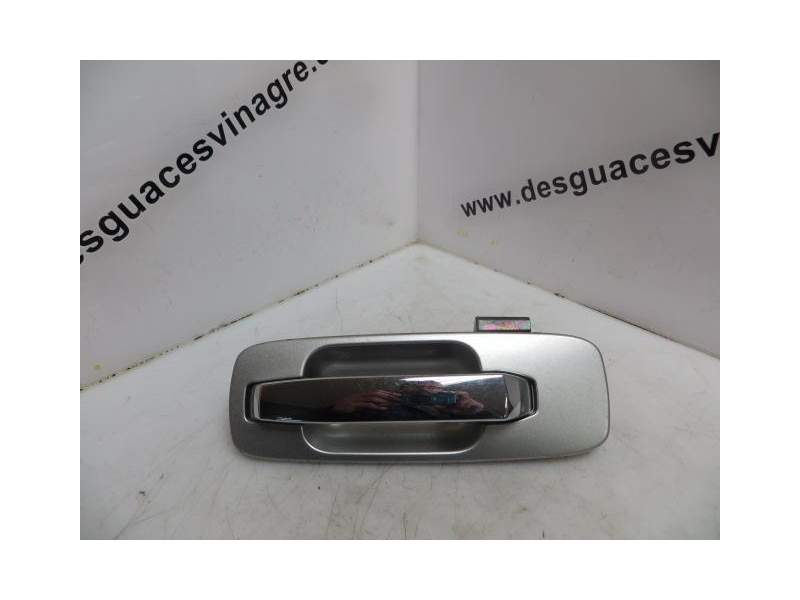 Recambio de manilla trasera izquierda para nissan x-trail 2.2 d -yd22 referencia OEM IAM 82607EQ011  