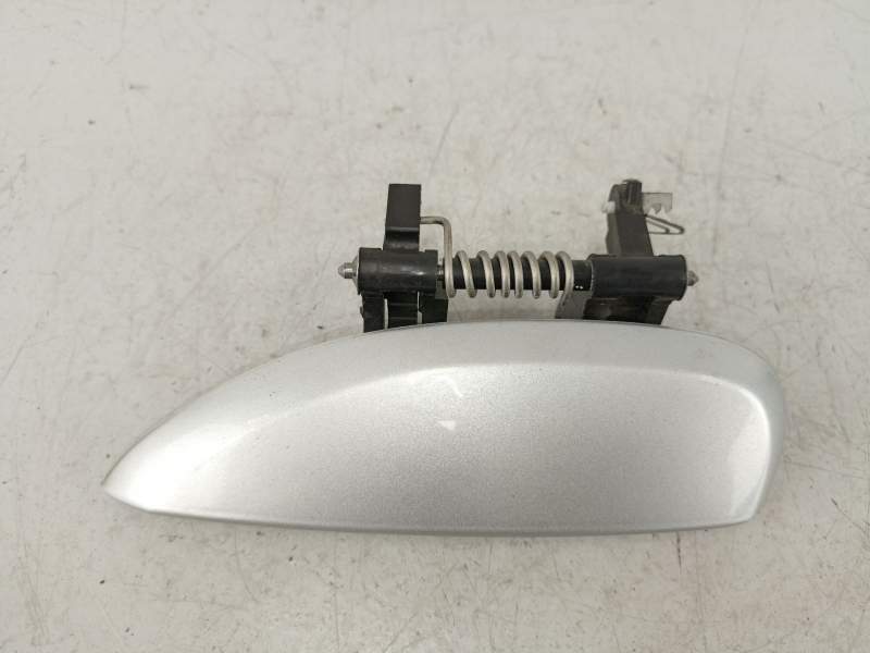 Recambio de manilla trasera izquierda para dacia logan ii laureate referencia OEM IAM 806077408R  