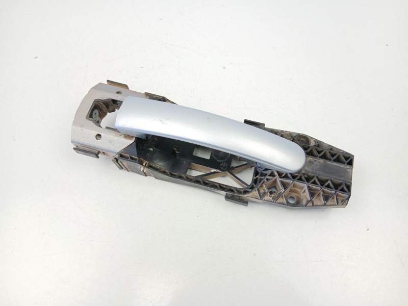 Recambio de manilla delantera izquierda para skoda yeti (5l) 2.0 tdi 4x4 referencia OEM IAM 5N0837885H  