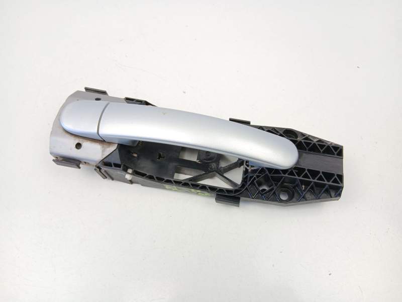 Recambio de manilla trasera derecha para skoda yeti (5l) 2.0 tdi 4x4 referencia OEM IAM 3T0837885D  