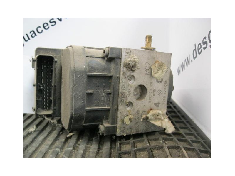 Recambio de abs : renault megane : 1.9 td 1.9 td [1999] para renault megane 1.9 td 1.9 td referencia OEM IAM 0_265_216_555  