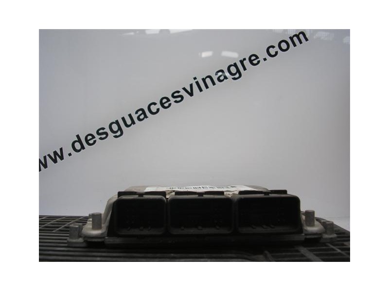 Recambio de centralita : renault scenic : 1.9 d dci (f9q 732) 5p [2000] para renault scenic 1.9 d dci (f9q 732)   5p referencia 