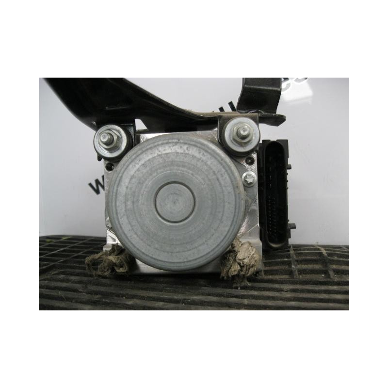 Recambio de abs : renault clio : 1.5 dci-grand-tour-5p-k9kt766(86cv) [2009] para renault clio 1.5 dci-grand-tour-5p-k9kt766 refe