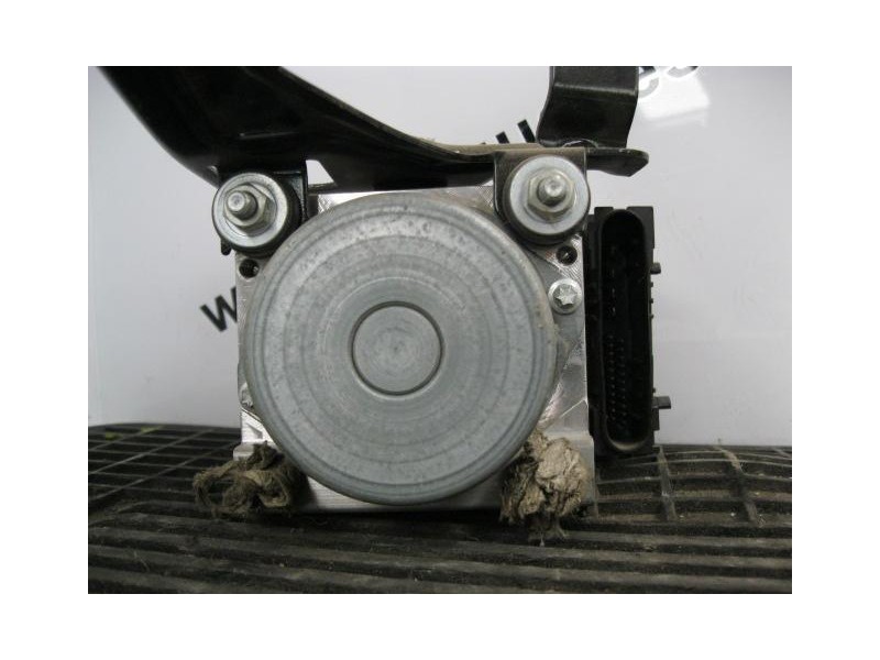 Recambio de abs : renault clio : 1.5 dci-grand-tour-5p-k9kt766(86cv) [2009] para renault clio 1.5 dci-grand-tour-5p-k9kt766 refe