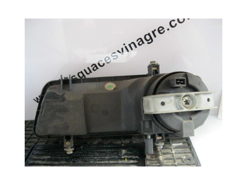 Recambio de antiniebla dcho : fiat ulysse : 2.0 g-rfu (121,04cv) 5p [1995] para fiat ulysse 2.0 g-rfu referencia OEM IAM BLANCO 