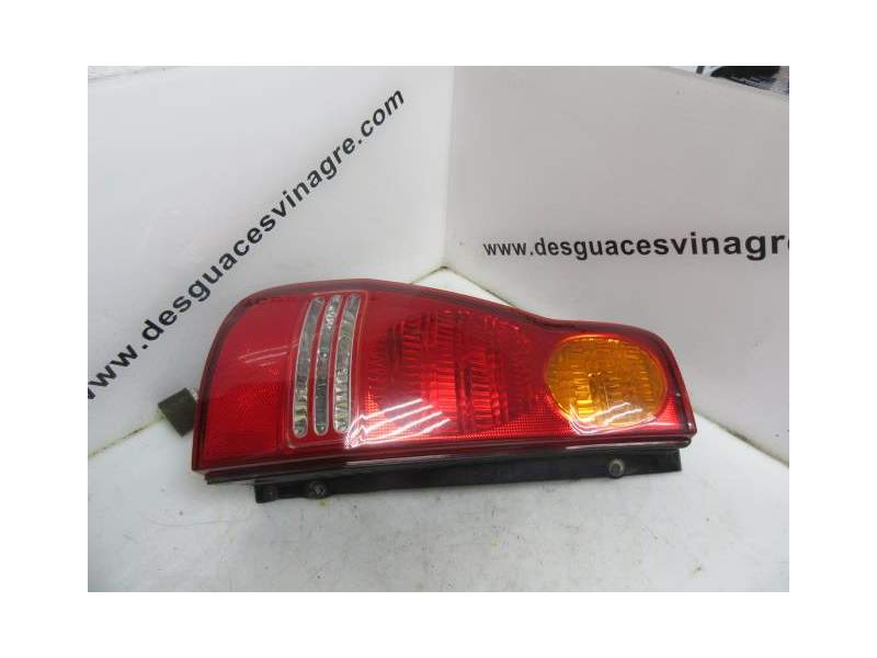 Recambio de piloto trasero izquierdo para hyundai matrix (fc) 1.6 referencia OEM IAM 9240117010  