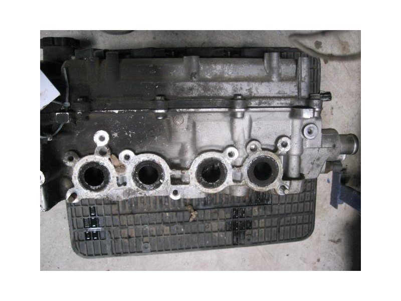 Recambio de culata gasolina : toyota yaris : 1.0 g 1sz 3p [2000] para toyota yaris 1.0 g 1sz referencia OEM IAM 16V  