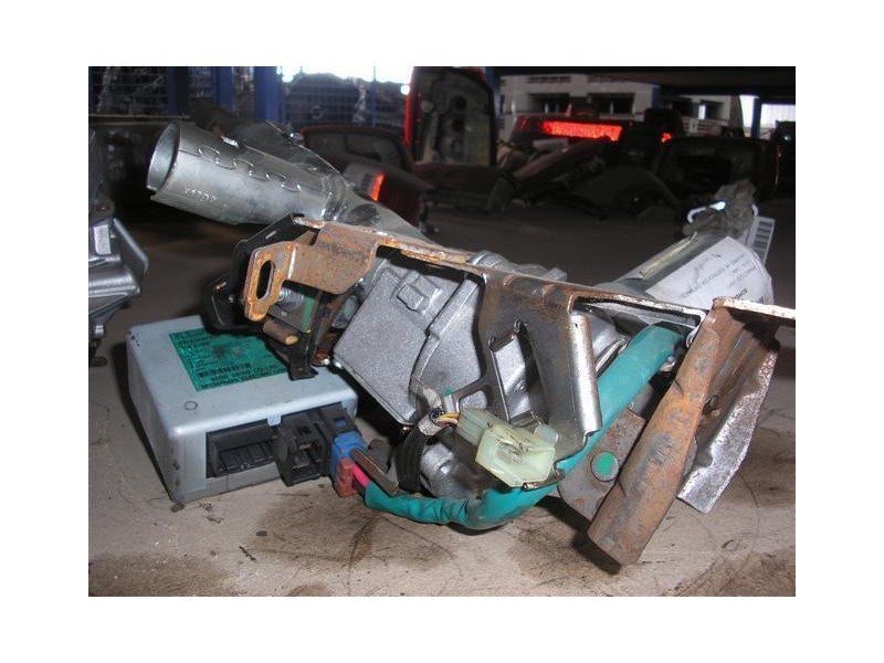 Recambio de bomba dirección : renault clio : 1.5 td/k9k 17 (63,92cv) [2007] para renault clio 1.5 td/k9k 17 referencia OEM IAM E