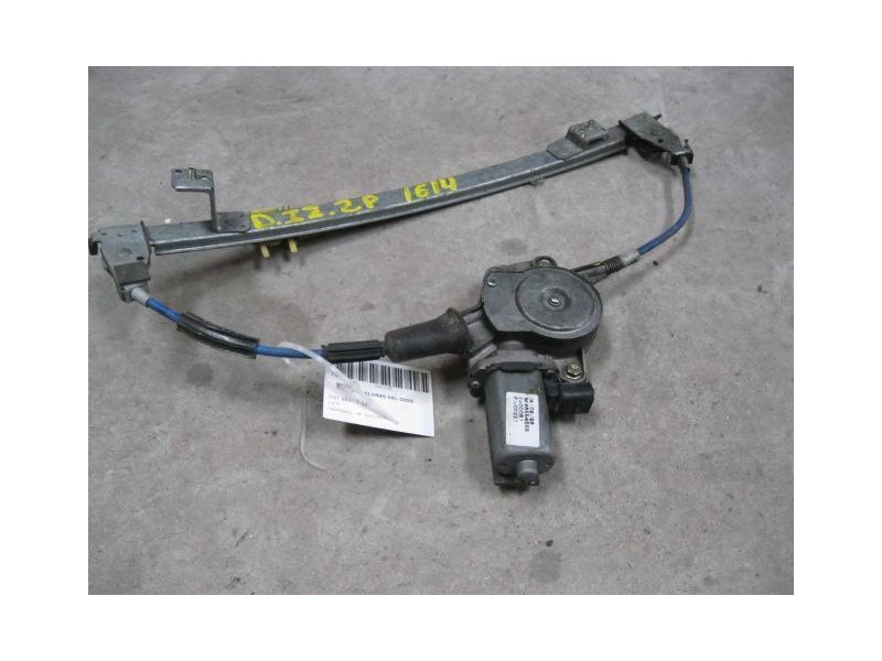 Recambio de elevalunas del-izdo : fiat bravo : 1.6 g-182a4.000 (103,36cv) 3p [2000] para fiat bravo 1.6 g-182a4.000   referencia