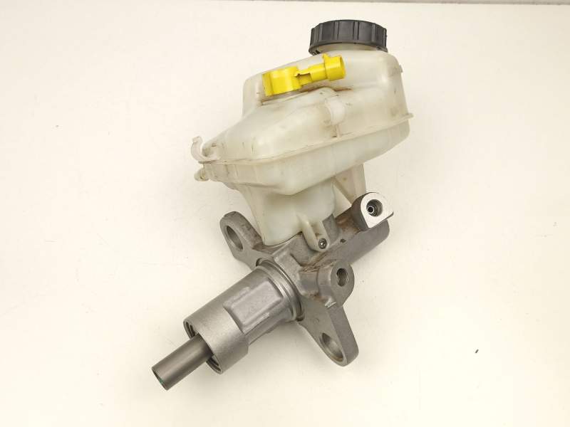 Recambio de bomba de freno para chevrolet cruze hatchback (j305) 1.6 referencia OEM IAM 13286445  