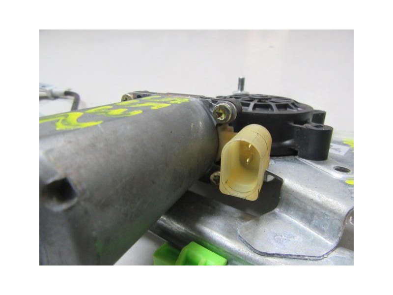 Recambio de elevalunas elec. tra. izq. : bmw 320 : 2.0 td touring [2001] para bmw  320 2.0 td touring referencia OEM IAM   