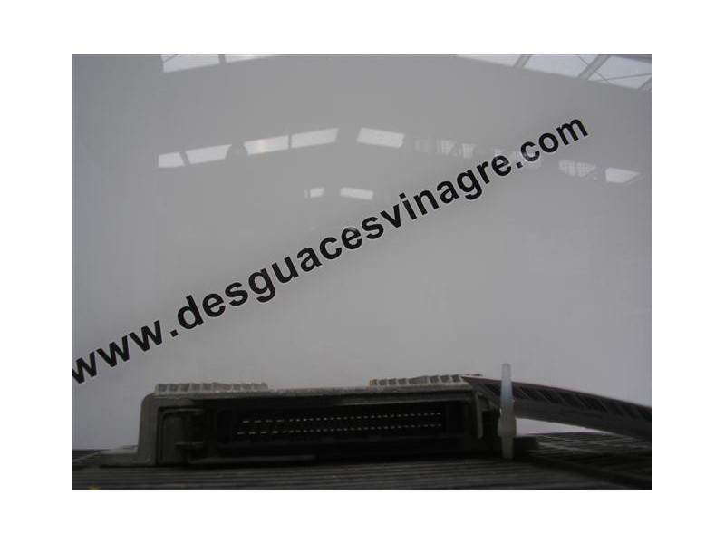 Recambio de centralita : renault clio : 1.4-g/e7j (74,8cv) 5p [1999] para renault clio 1.4-g/e7j referencia OEM IAM S115301100C 