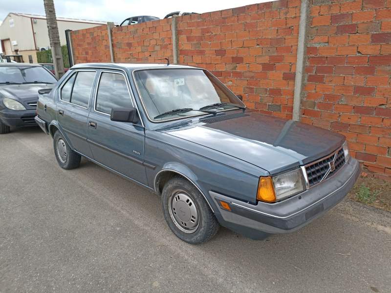 volvo 340-360 sedán (344) del año 1988