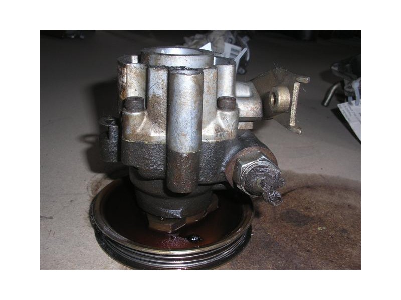 Recambio de bomba dirección : rover 25 : 1.4 g -14k4f (103,36cv)16v 3p [2001] para rover  25 1.4 g -14k4f 16v referencia OEM IAM