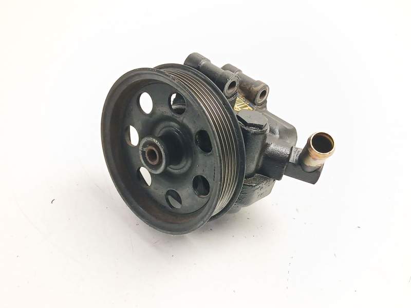 Recambio de bomba direccion para ford mondeo ii turnier (bnp) 2.0 i referencia OEM IAM XS2C3A674AA  