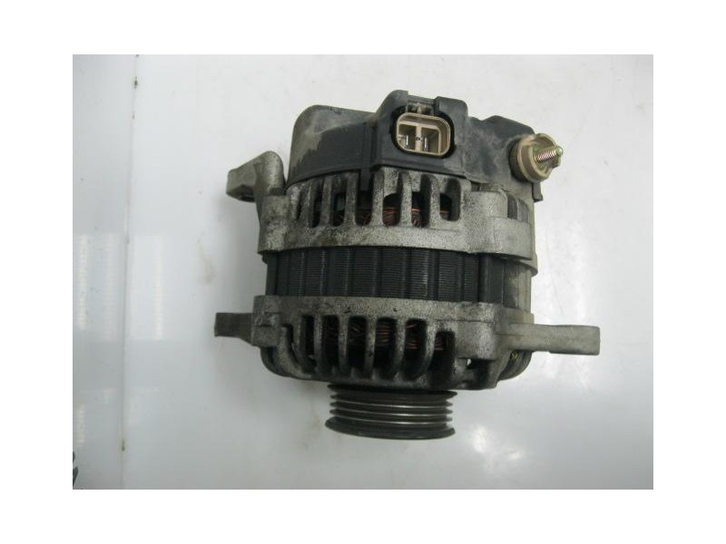 Recambio de alternador : kia rio : 1.3 g /a3d (81,6cv) 5p [2004] para kia rio 1.3 g /a3d   5p referencia OEM IAM OK30D18300  