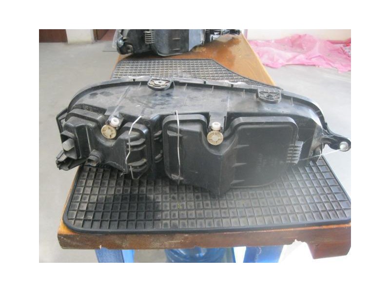 Recambio de faro izq. : fiat punto : 1.9d(188a3000)gasoleo a (59,84cv)3p [2001] para fiat punto 1.9d(188a3000)gasoleo a (59,84cv