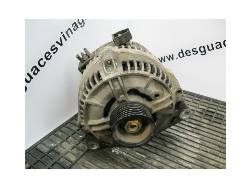 Recambio de alternador : ford mondeo : 1.8 g /rkb (115,6cv) 5p [1997] para ford mondeo 1.8 g /rkb referencia OEM IAM 0123212001B