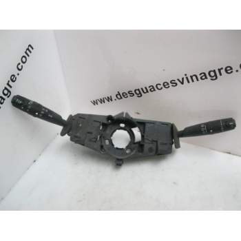 MANDO LUCES Y LIMPIAS LOS DOS 