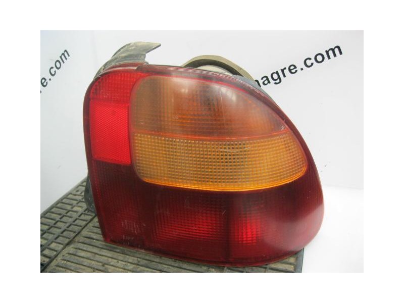 Recambio de piloto trasero dch. : rover 420 : 2.0 sdi d-20t2n (104,72cv) 5p [1997] para rover  420 2.0 sdi d-20t2n  5p referenci