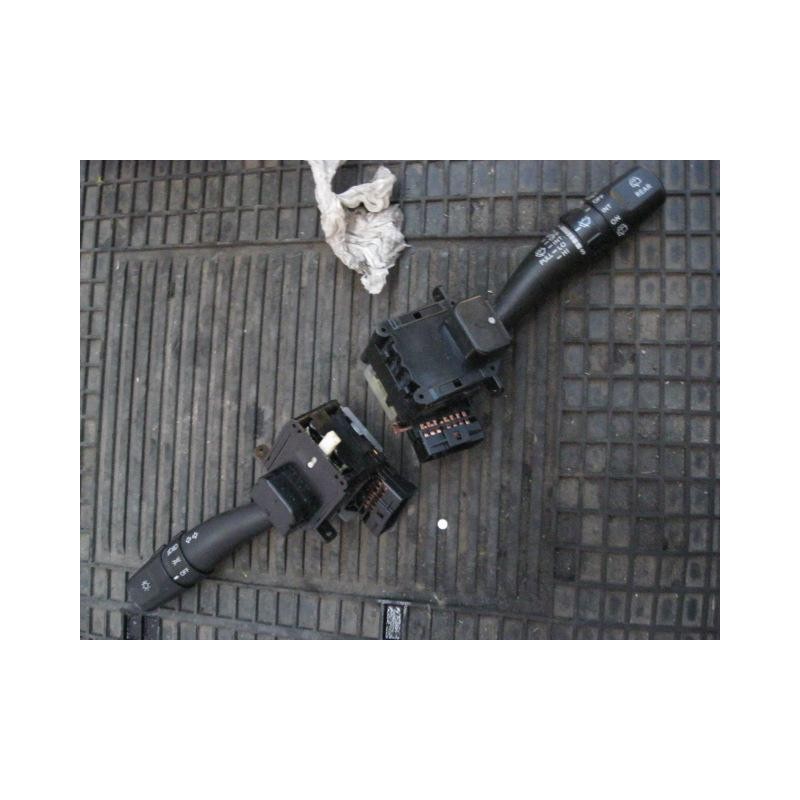 Recambio de mando luces y limpias : kia cerato : 1.5 td (d-d4fa) (102cv) 5p [2006] para kia cerato 1.5 td (d-d4fa) referencia OE