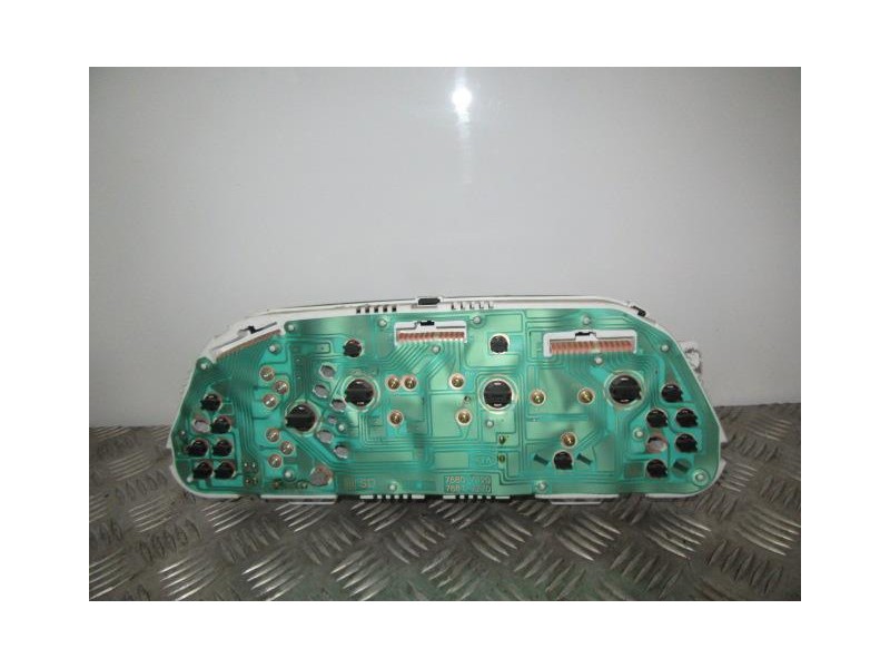 Recambio de cuadro instrumentos : kia sephia : 1.6 g (101,43cv) [2003] para kia sephia 1.6 g referencia OEM IAM BNC0K2NC5543XA  