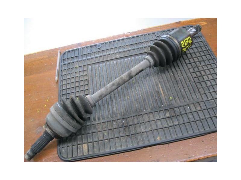 Recambio de transmision delantera izq. : mazda 323 : 1.5 g 16v/25 (egi dohc)(88,4cv) 5p [1998] para mazda 323 1.5 g 16v/25 (egi 