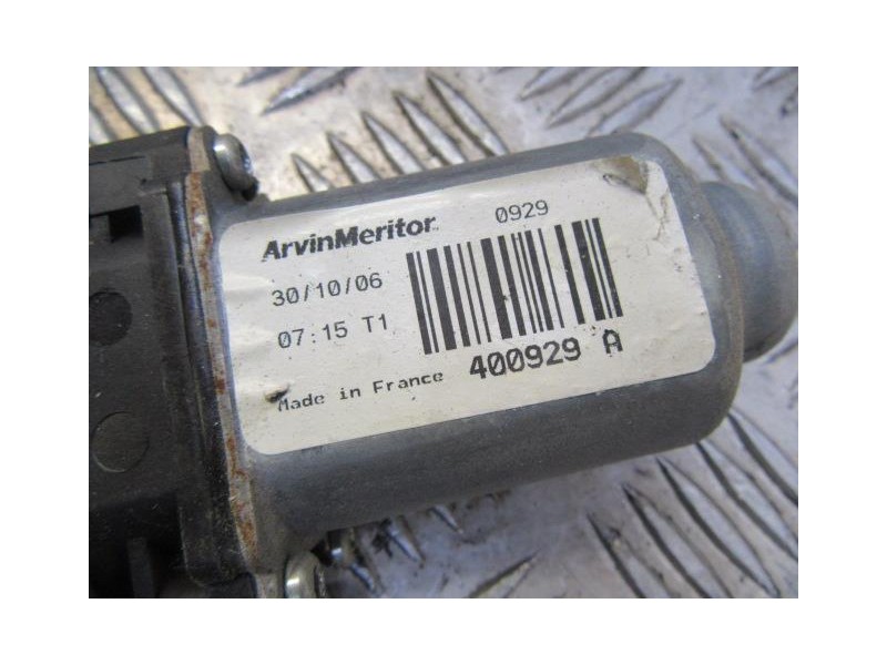 Recambio de elevalunas elec. tra. dch. : nissan note : 1.5 dci (85,65cv) [2007] para nissan note 1.5 dci referencia OEM IAM 4009