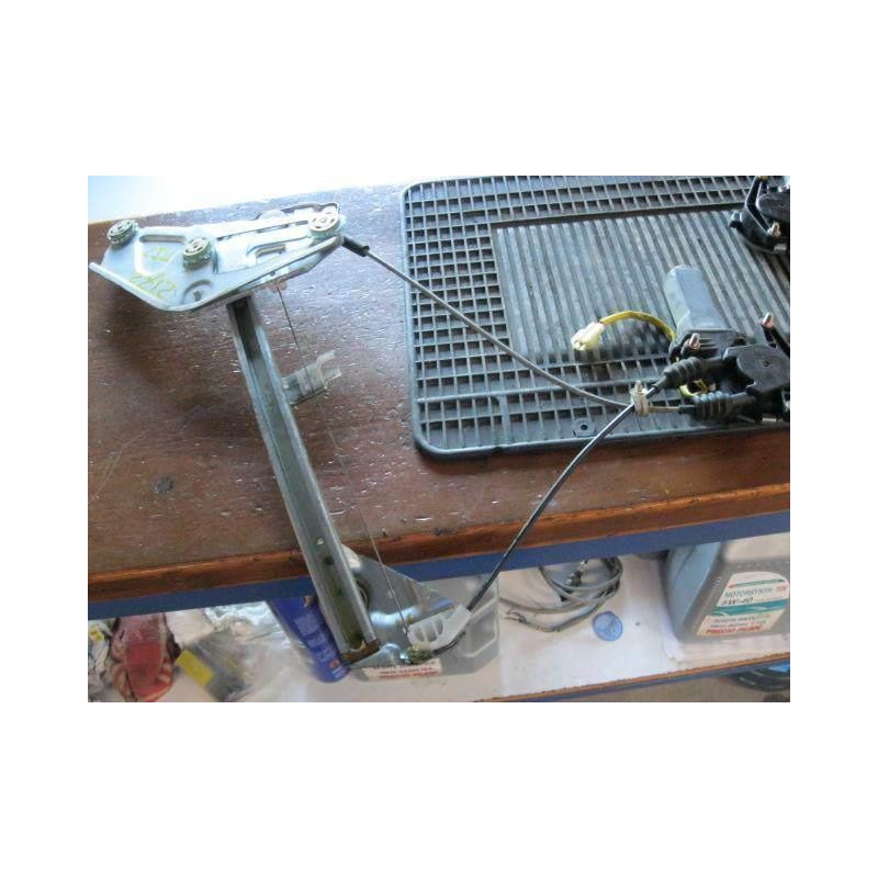 Recambio de elevalunas elec. tra. izq. : mazda 323 : 1.5 g 16v/25 (egi dohc)(88,4cv) 5p [1998] para mazda 323 1.5 g 16v/25 (egi 