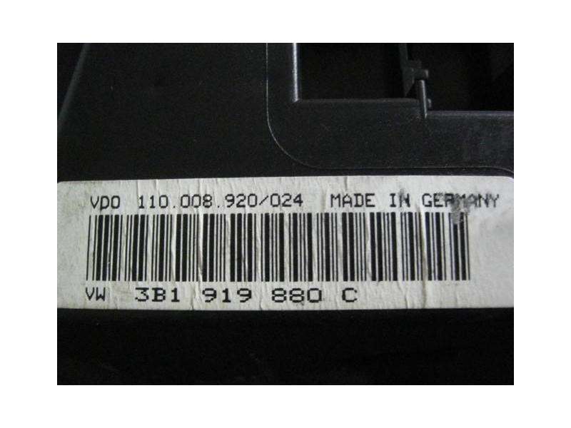 Recambio de cuadro instrumentos : volkswagen passat : 1.9 tdi afn (110,16cv) 5p [1999] para volkswagen passat 1.9 tdi afn refere