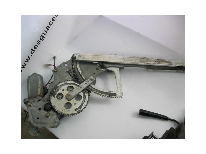 Recambio de elevalunas del-izdo : volvo 344 : 1.7 g otto-4t/b172 (82,01cv) 4p [1987] para volvo 344 1.7 g otto-4t/b172 referenci