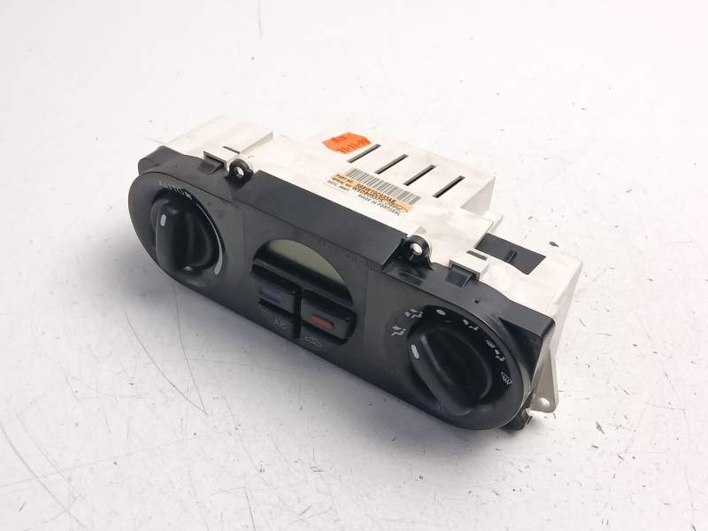 Recambio de mandos calefaccion aire para ford mondeo ii turnier (bnp) 2.0 i referencia OEM IAM 98BW19C933AB  