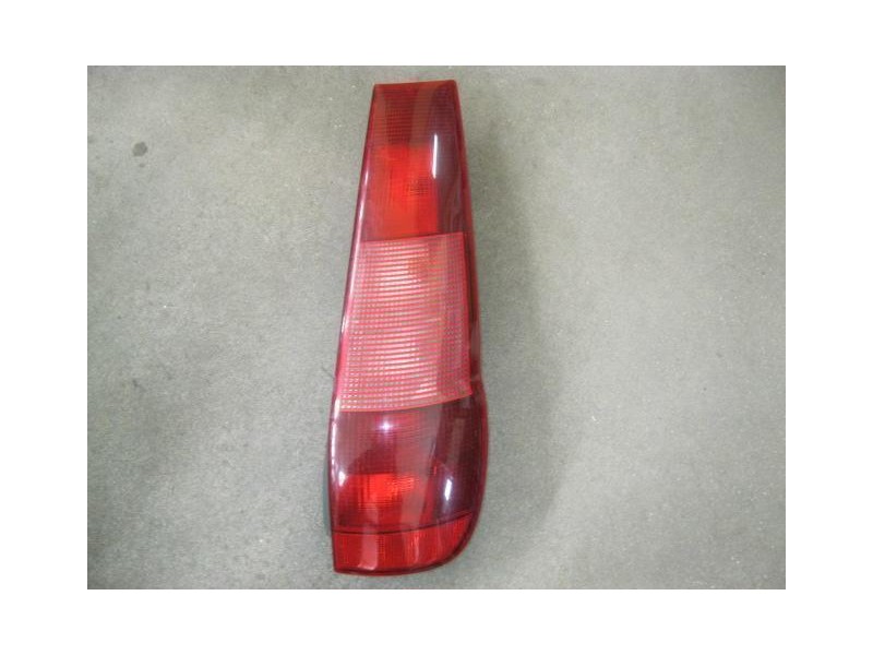 Recambio de piloto trasero dch. : fiat punto : 1.1g 176b2.000gasolina sp(54,4cv)3p [1999] para fiat punto 1.1g 176b2.000gasolina