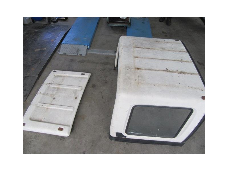 Recambio de techo (chapa) : suzuki santana : 1.3 g (63,90cv) [1990] para suzuki santana [g- g13a] 1.3 g referencia OEM IAM 2PIEZ