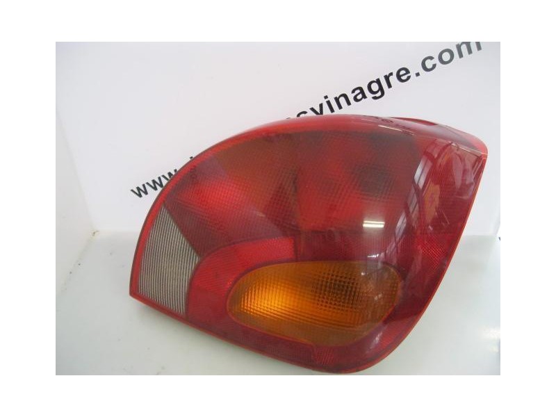 Recambio de piloto trasero dch. : ford fiesta : 1.3 g/j4c (59,84cv) 5p [1997] para ford fiesta 1.3 g/j4c referencia OEM IAM   