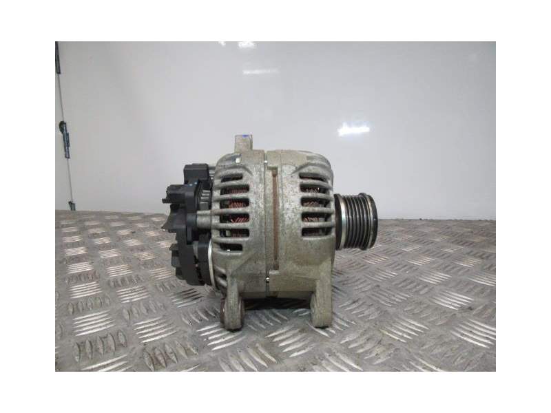 Recambio de alternador para nissan qashqai i (j10, nj10) 1.5 dci referencia OEM IAM 8200728292A 0124525140 