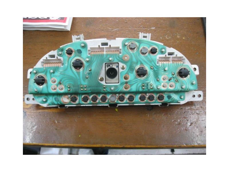 Recambio de cuadro instrumentos : hyundai accent : 1.3 g 4eh (84,32cv) 3p cupe [1996] para hyundai accent 1.3 g 4eh cupe referen