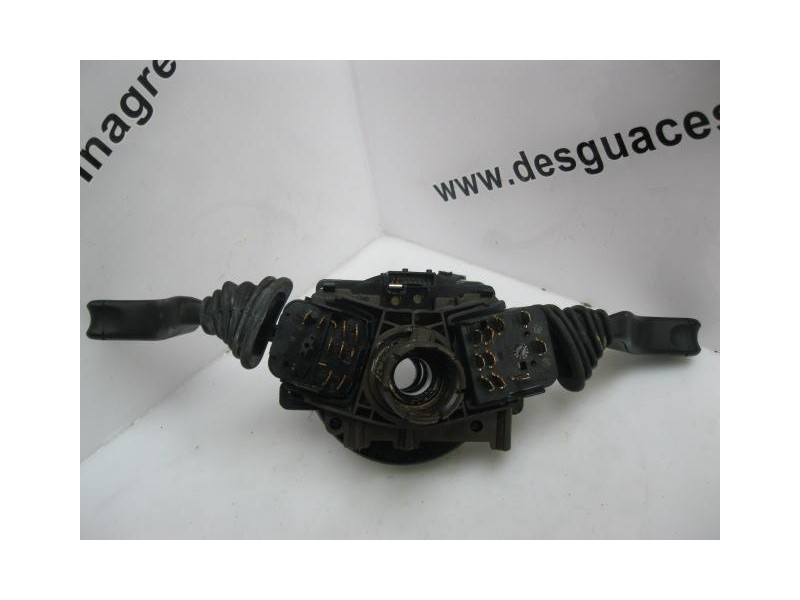 Recambio de mando luces y limpias : opel vectra : 2.0 g -x20xev (136cv) 4p [1996] para opel vectra 2.0 g -x20xev referencia OEM 